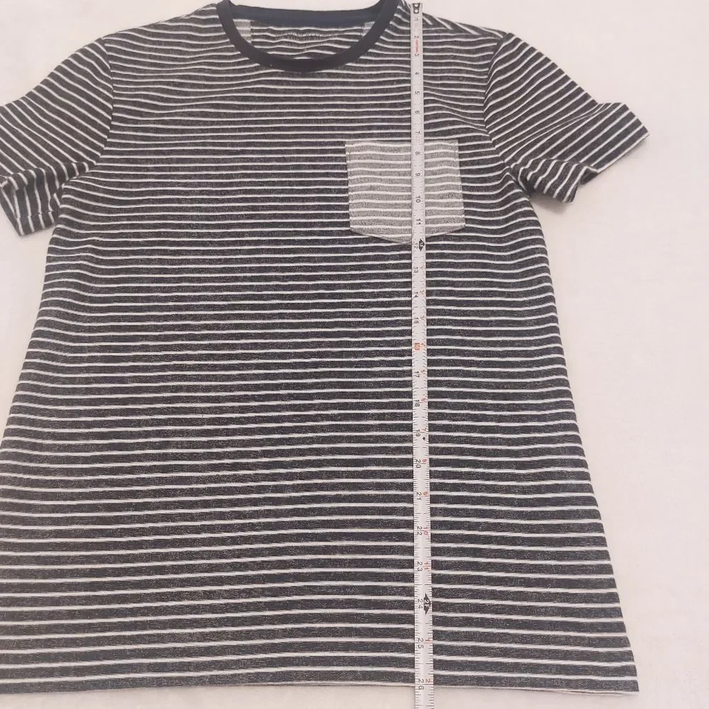 Banana Republic Slim Fit Tee Size Small Gray White